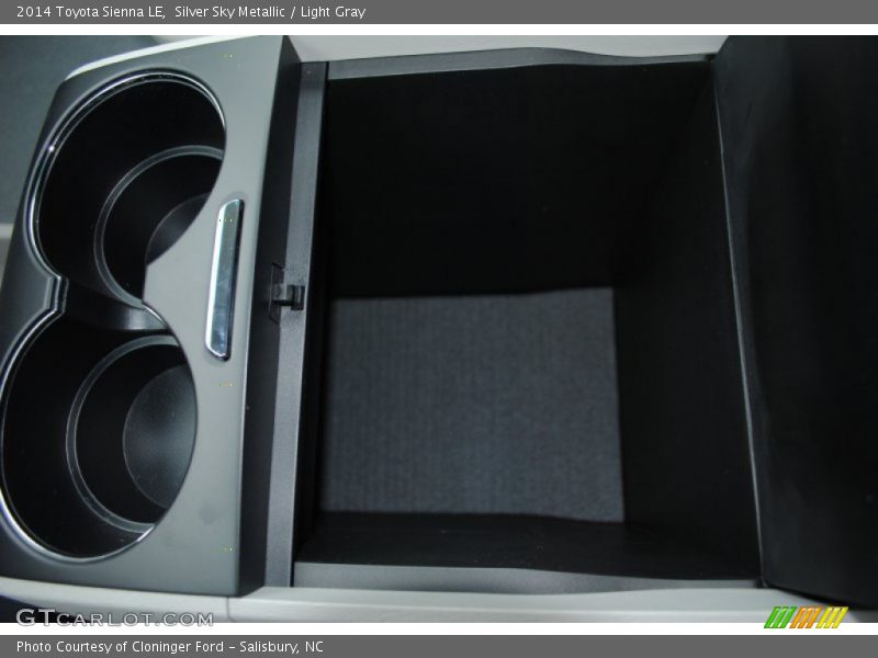 Silver Sky Metallic / Light Gray 2014 Toyota Sienna LE