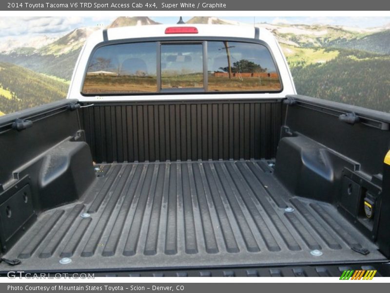 Super White / Graphite 2014 Toyota Tacoma V6 TRD Sport Access Cab 4x4