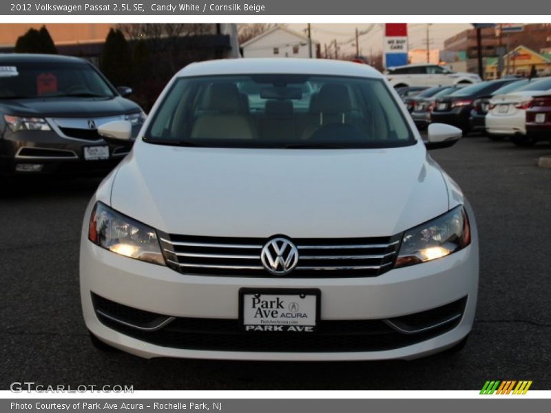 Candy White / Cornsilk Beige 2012 Volkswagen Passat 2.5L SE