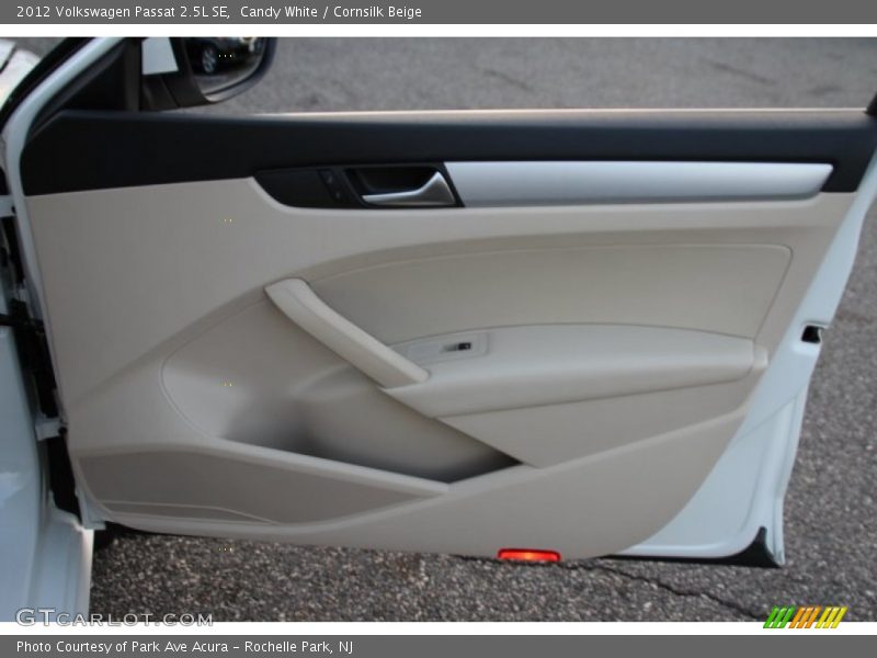 Candy White / Cornsilk Beige 2012 Volkswagen Passat 2.5L SE
