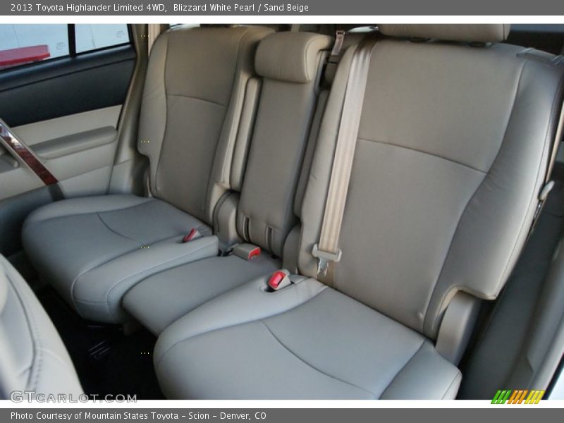 Blizzard White Pearl / Sand Beige 2013 Toyota Highlander Limited 4WD
