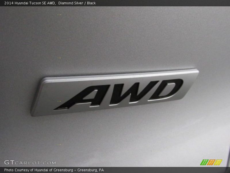 Diamond Silver / Black 2014 Hyundai Tucson SE AWD