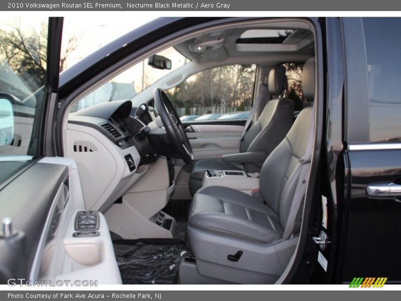  2010 Routan SEL Premium Aero Gray Interior