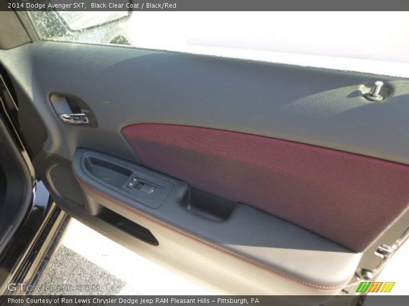 Black Clear Coat / Black/Red 2014 Dodge Avenger SXT