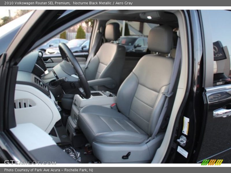 Nocturne Black Metallic / Aero Gray 2010 Volkswagen Routan SEL Premium