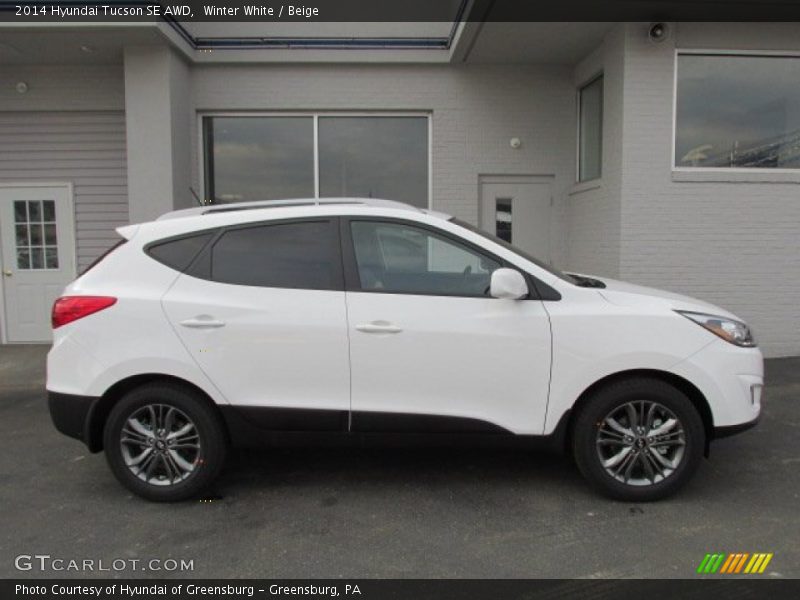 Winter White / Beige 2014 Hyundai Tucson SE AWD