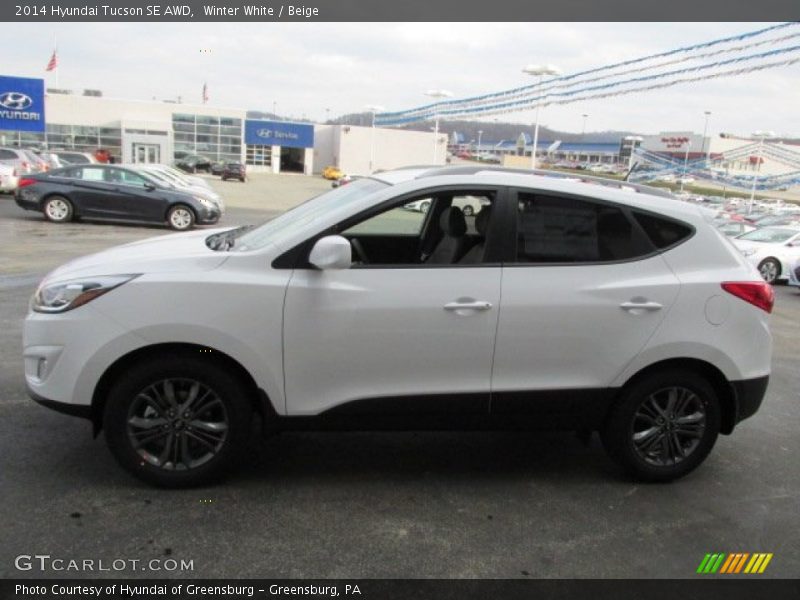 Winter White / Beige 2014 Hyundai Tucson SE AWD