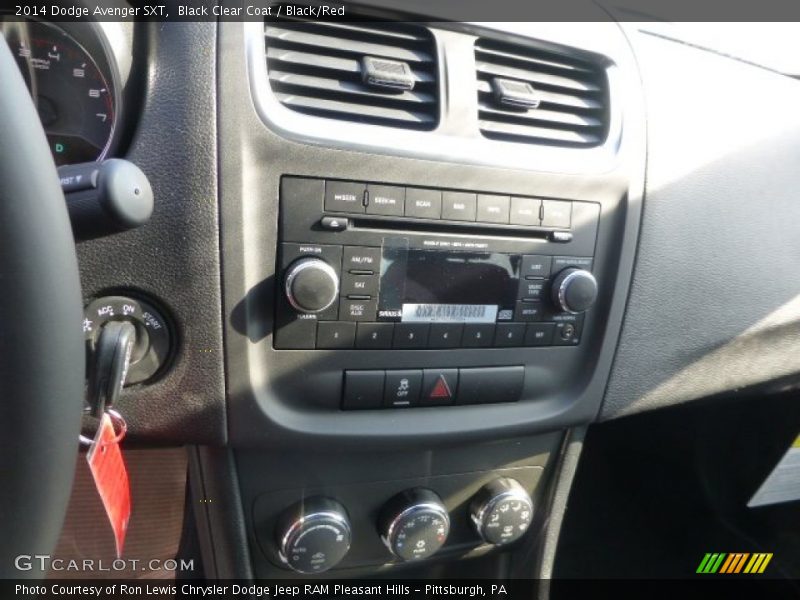Controls of 2014 Avenger SXT