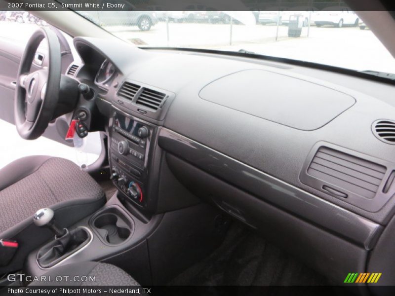 Summit White / Ebony 2007 Pontiac G5