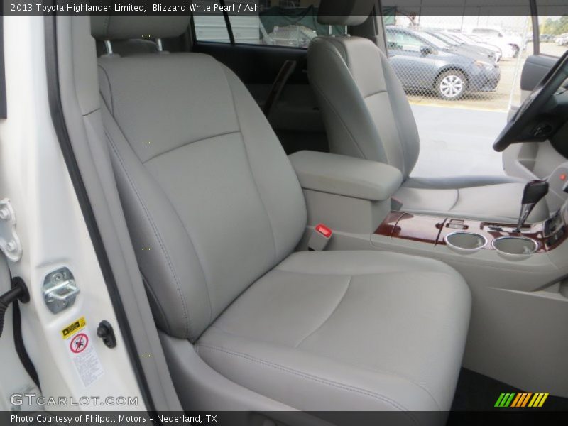 Blizzard White Pearl / Ash 2013 Toyota Highlander Limited