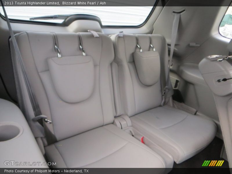 Blizzard White Pearl / Ash 2013 Toyota Highlander Limited
