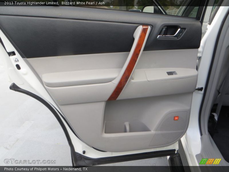 Blizzard White Pearl / Ash 2013 Toyota Highlander Limited