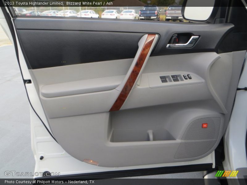 Blizzard White Pearl / Ash 2013 Toyota Highlander Limited