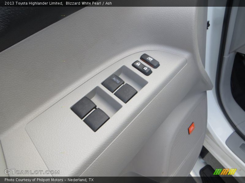 Blizzard White Pearl / Ash 2013 Toyota Highlander Limited