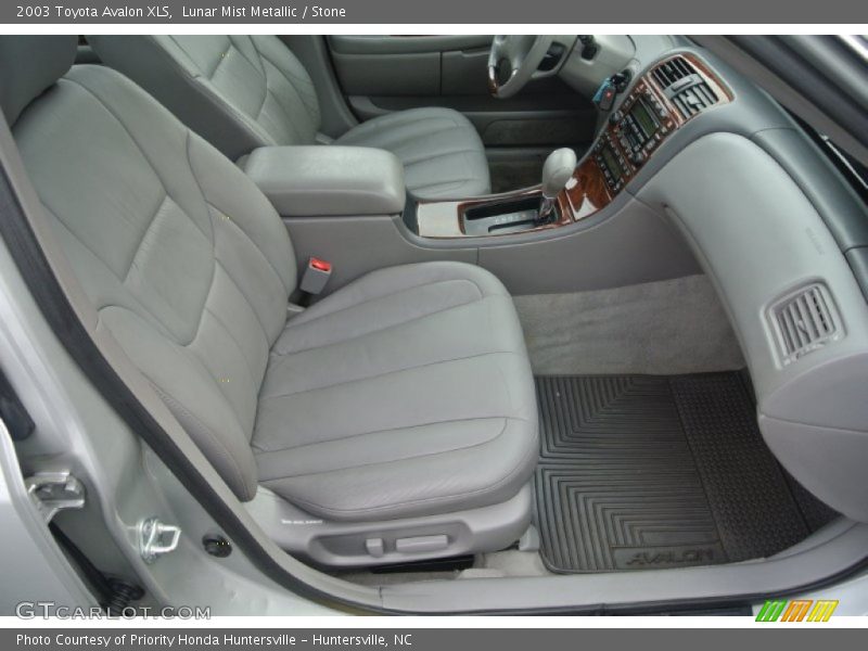 Lunar Mist Metallic / Stone 2003 Toyota Avalon XLS