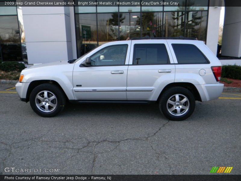 Bright Silver Metallic / Medium Slate Gray/Dark Slate Gray 2009 Jeep Grand Cherokee Laredo 4x4