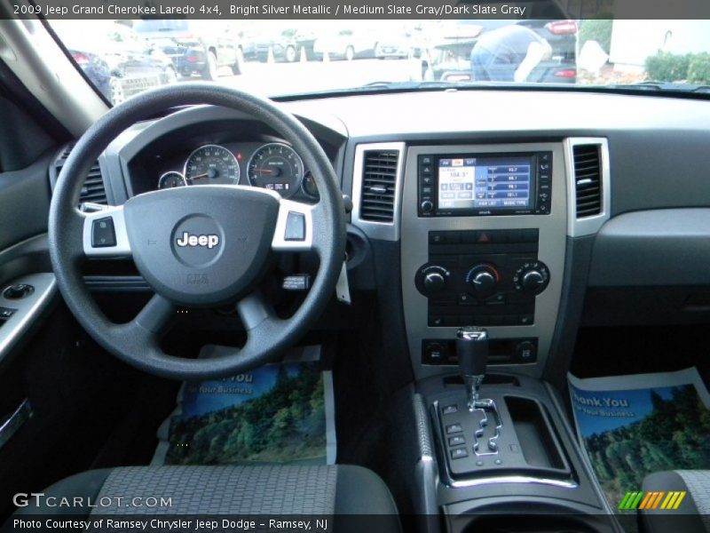 Bright Silver Metallic / Medium Slate Gray/Dark Slate Gray 2009 Jeep Grand Cherokee Laredo 4x4