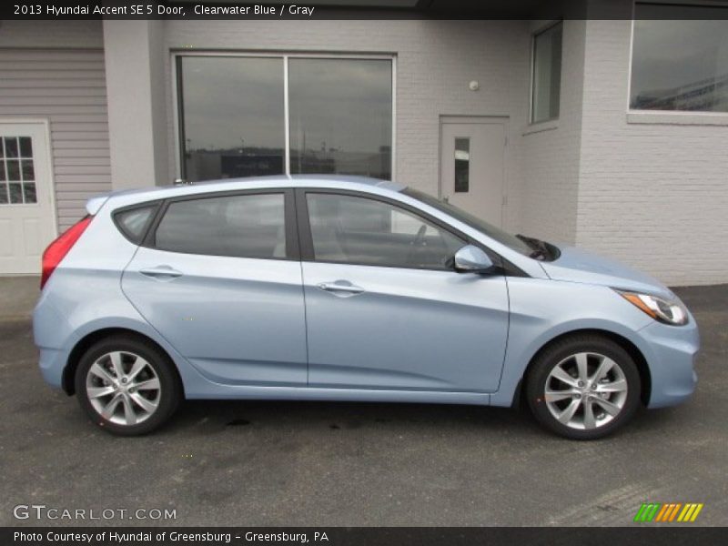 Clearwater Blue / Gray 2013 Hyundai Accent SE 5 Door