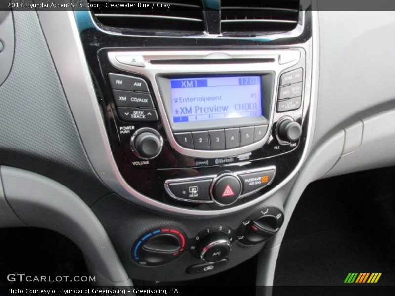 Clearwater Blue / Gray 2013 Hyundai Accent SE 5 Door