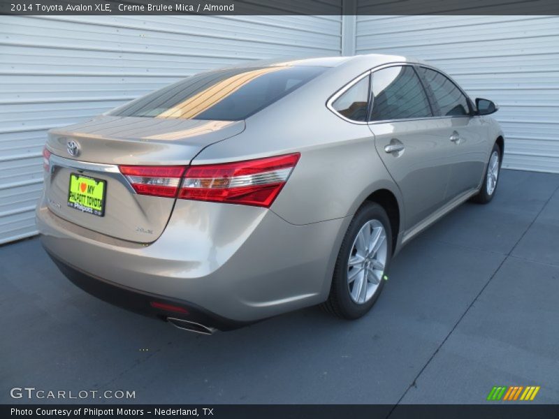 Creme Brulee Mica / Almond 2014 Toyota Avalon XLE