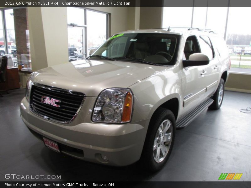 Champagne Silver Metallic / Light Tan 2013 GMC Yukon XL SLT 4x4
