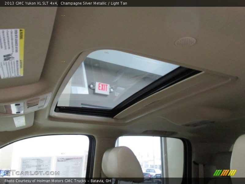 Champagne Silver Metallic / Light Tan 2013 GMC Yukon XL SLT 4x4