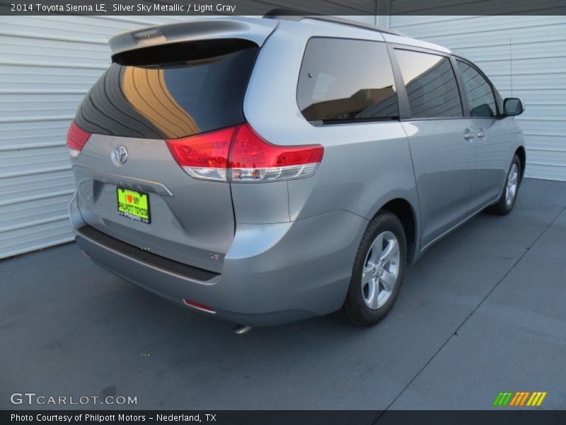 Silver Sky Metallic / Light Gray 2014 Toyota Sienna LE
