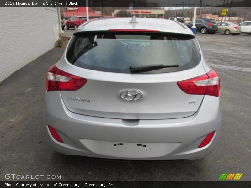 Silver / Black 2013 Hyundai Elantra GT