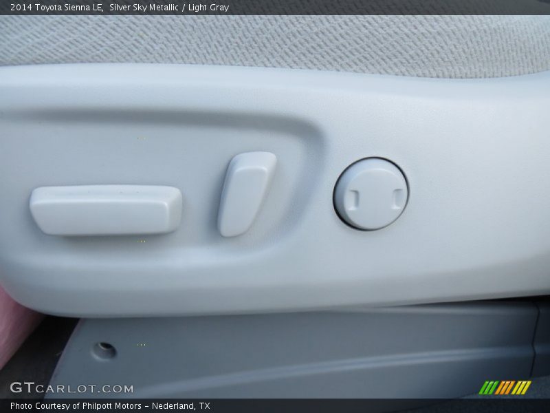 Silver Sky Metallic / Light Gray 2014 Toyota Sienna LE