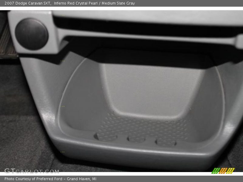 Inferno Red Crystal Pearl / Medium Slate Gray 2007 Dodge Caravan SXT