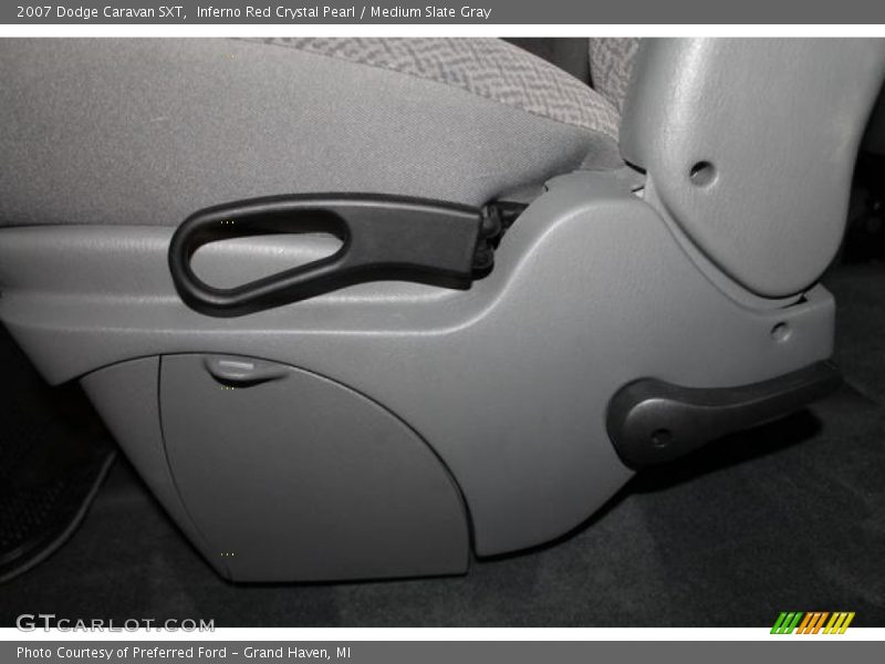 Inferno Red Crystal Pearl / Medium Slate Gray 2007 Dodge Caravan SXT