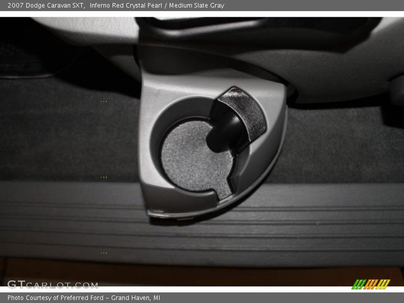Inferno Red Crystal Pearl / Medium Slate Gray 2007 Dodge Caravan SXT