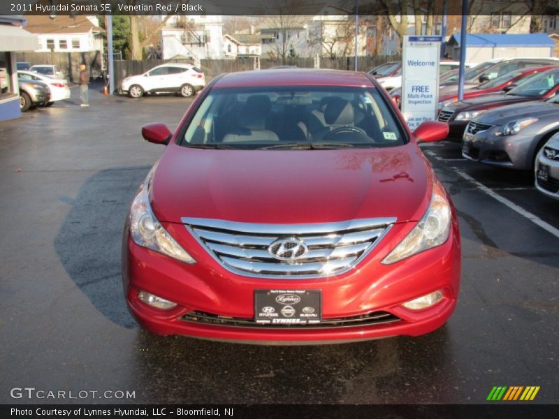 Venetian Red / Black 2011 Hyundai Sonata SE