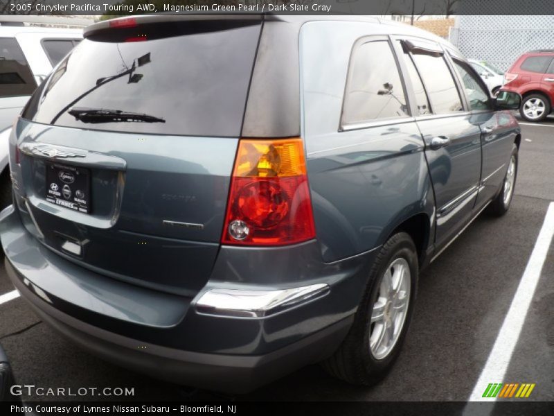Magnesium Green Pearl / Dark Slate Gray 2005 Chrysler Pacifica Touring AWD