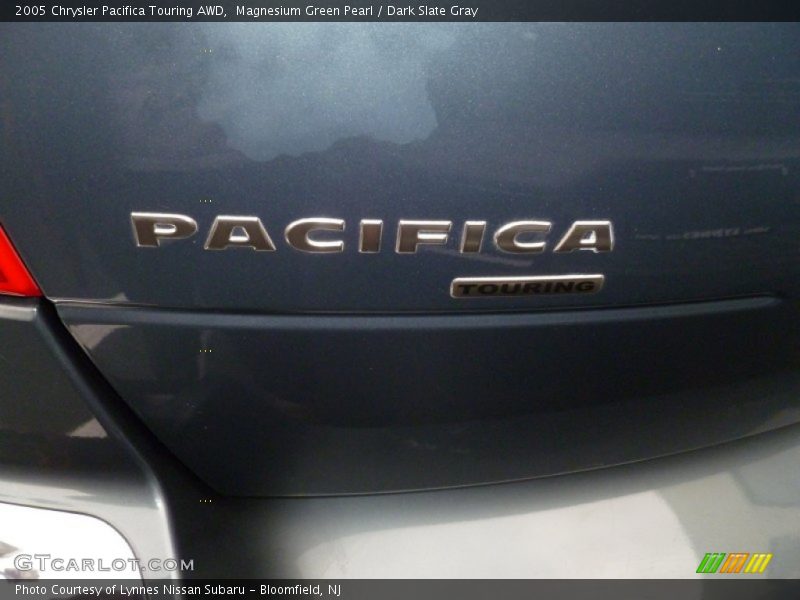 Magnesium Green Pearl / Dark Slate Gray 2005 Chrysler Pacifica Touring AWD