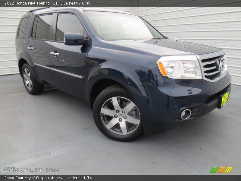 Front 3/4 View of 2012 Pilot Touring