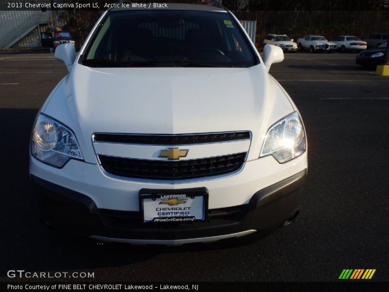 Arctic Ice White / Black 2013 Chevrolet Captiva Sport LS