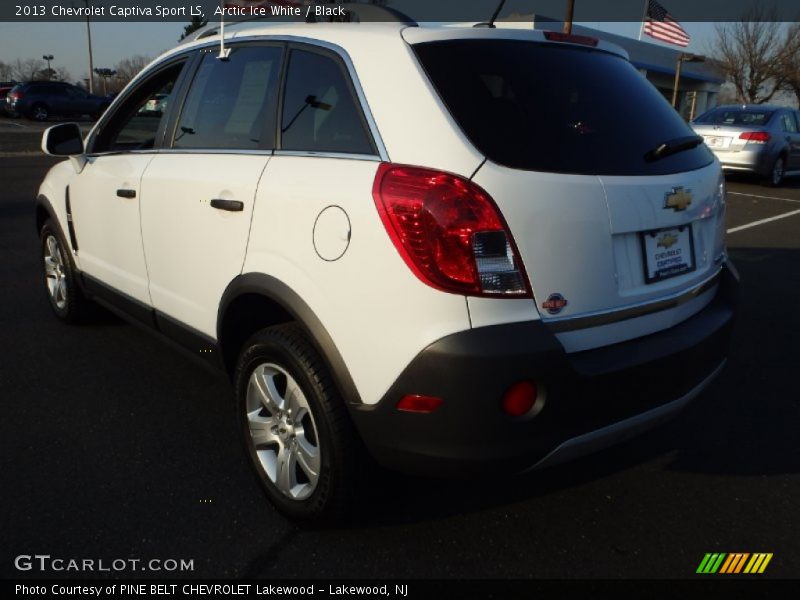 Arctic Ice White / Black 2013 Chevrolet Captiva Sport LS