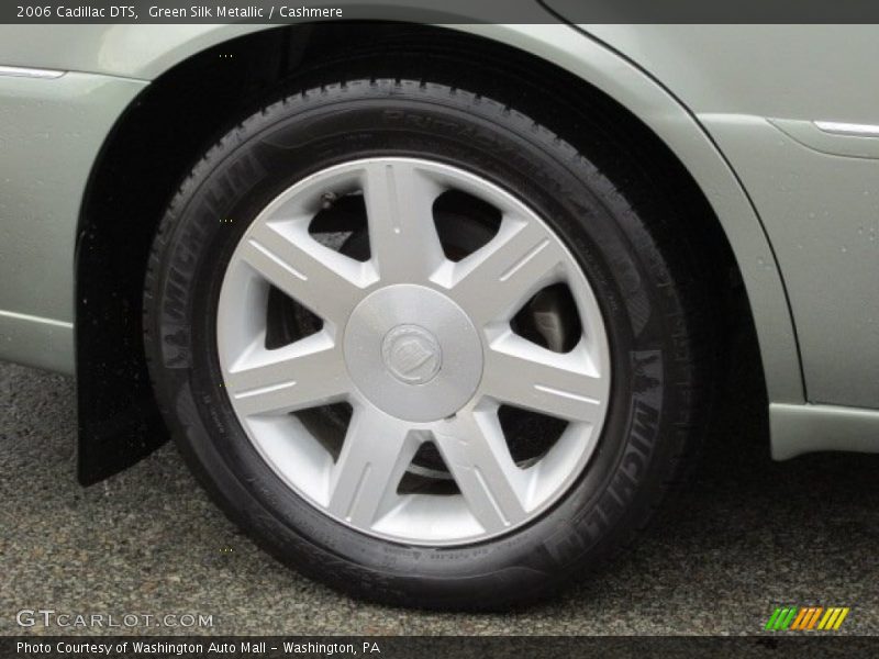 Green Silk Metallic / Cashmere 2006 Cadillac DTS