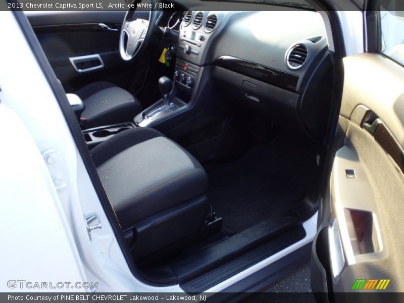 Arctic Ice White / Black 2013 Chevrolet Captiva Sport LS
