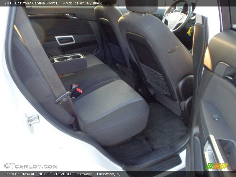 Arctic Ice White / Black 2013 Chevrolet Captiva Sport LS