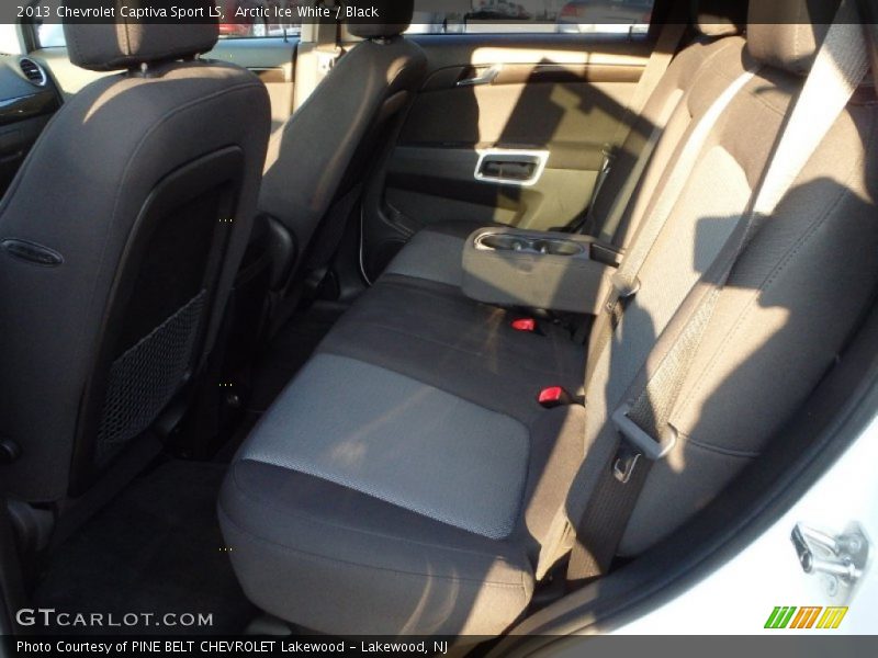 Arctic Ice White / Black 2013 Chevrolet Captiva Sport LS