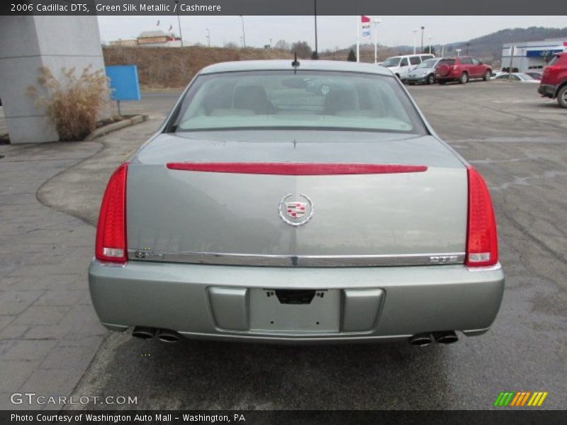 Green Silk Metallic / Cashmere 2006 Cadillac DTS