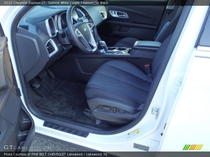 Summit White / Light Titanium/Jet Black 2013 Chevrolet Equinox LT