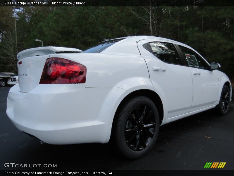 Bright White / Black 2014 Dodge Avenger SXT