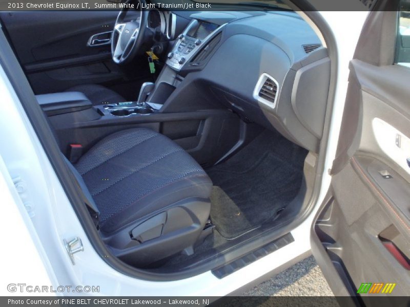 Summit White / Light Titanium/Jet Black 2013 Chevrolet Equinox LT