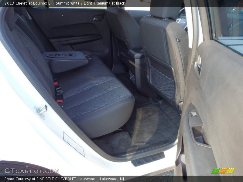 Summit White / Light Titanium/Jet Black 2013 Chevrolet Equinox LT