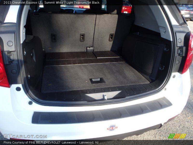 Summit White / Light Titanium/Jet Black 2013 Chevrolet Equinox LT
