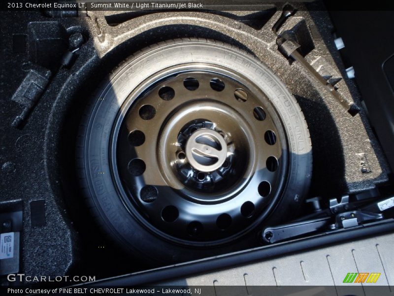 Summit White / Light Titanium/Jet Black 2013 Chevrolet Equinox LT