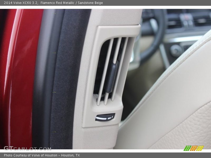 Flamenco Red Metallic / Sandstone Beige 2014 Volvo XC60 3.2